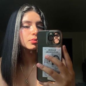 Meet your Posher, Lili